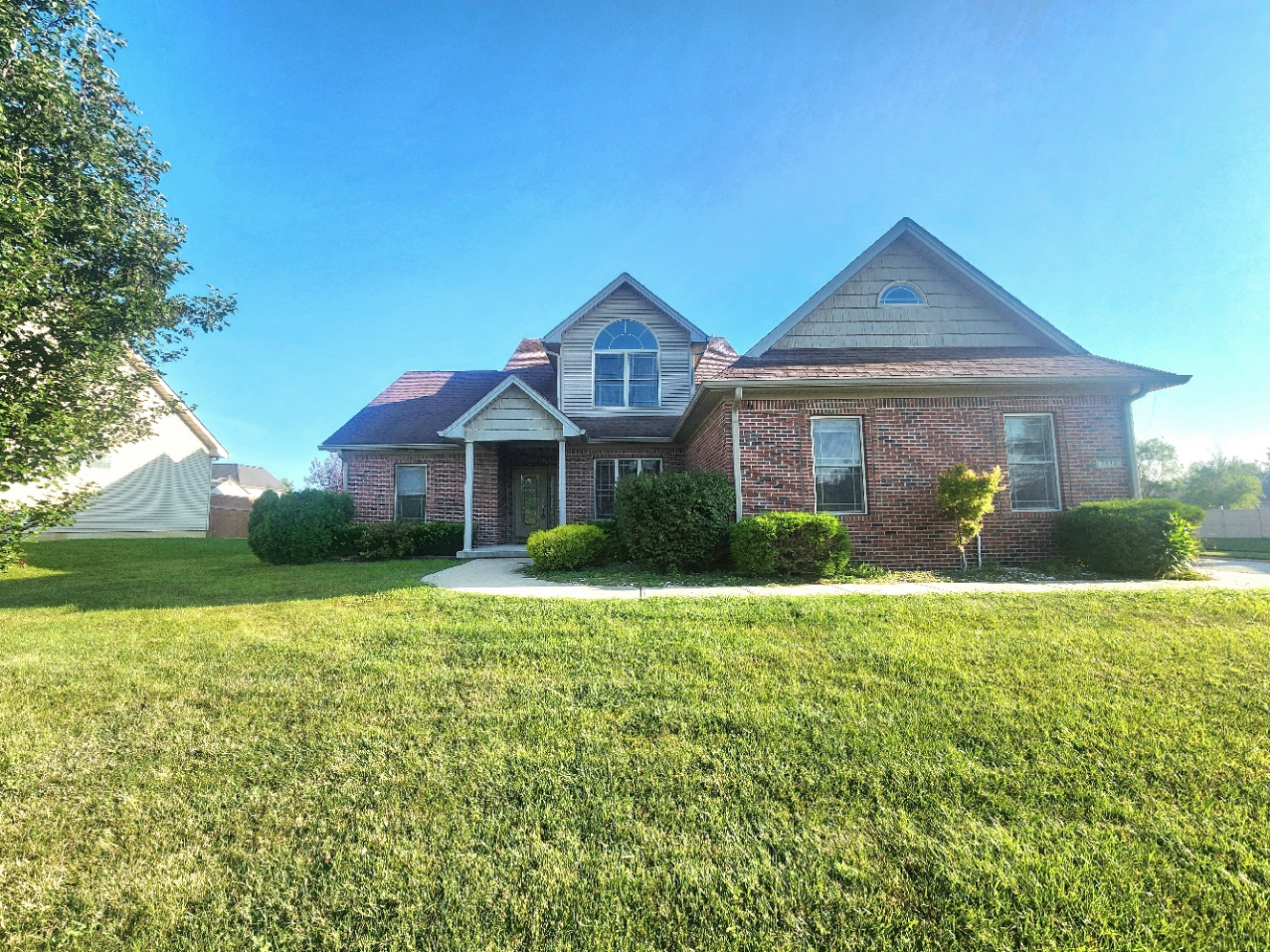 2838 Violet Court